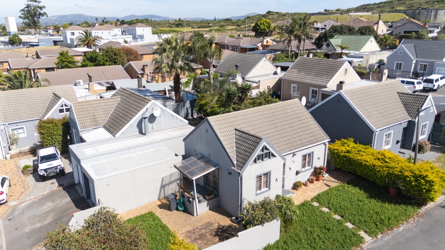 2 Bedroom Property for Sale in Protea Village Western Cape
